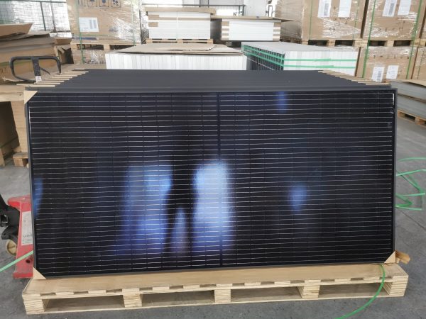 Europe Union Fully Black 450w 455w 460w With Black Frame Black Back Sheet High Efficiency Solar Panels In Stocks